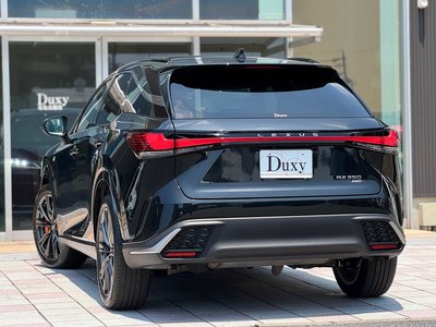 صورة 8 لـ 2025 Lexus RX