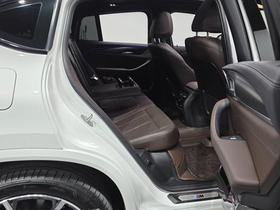 2024 BMW X4 — миниатюра 17