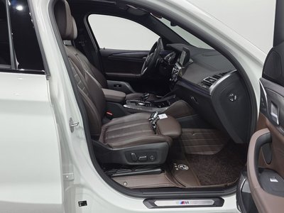 2024 BMW X4 — миниатюра 16
