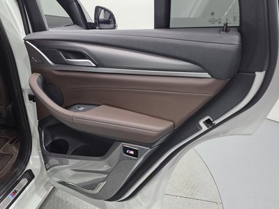 2024 BMW X4 — миниатюра 15