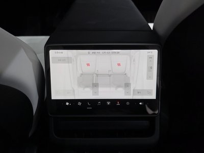 صورة مصغرة 24 لـ 2026 Tesla MODEL Y