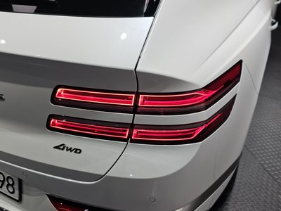 2025 Genesis GV80 — фото 10