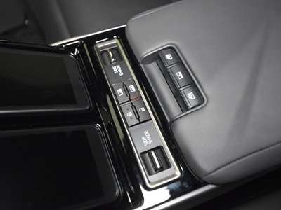 صورة مصغرة 42 لـ 2024 Lexus LM
