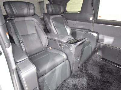 صورة مصغرة 21 لـ 2024 Lexus LM