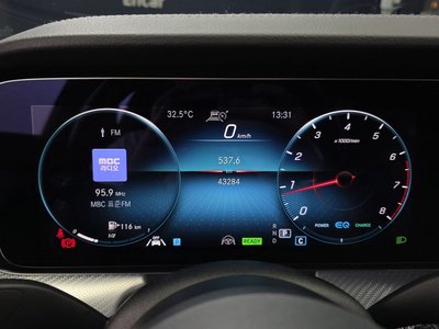 صورة 8 لـ 2021 Mercedes-BENZ E-CLASS