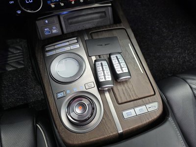 GENESIS G80 (RG3) - 9