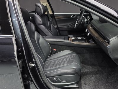 GENESIS G80 (RG3) - 10