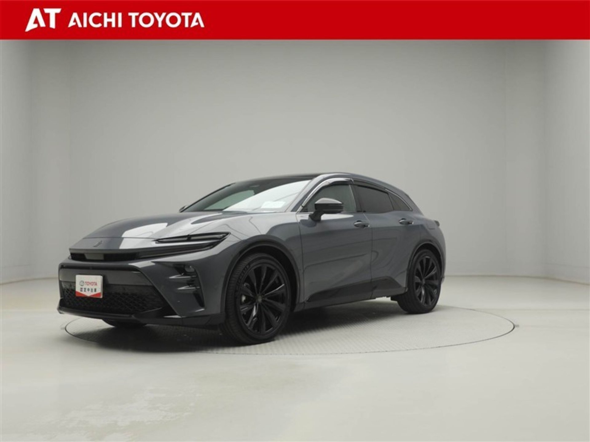 TOYOTA CROWN SPORT - View 1