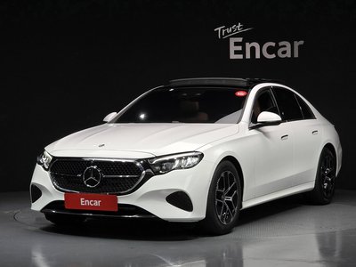 صورة 1 لـ 2025 Mercedes-BENZ E-CLASS
