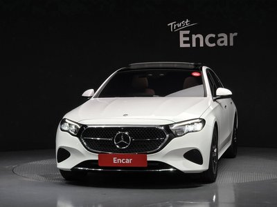صورة 2 لـ 2025 Mercedes-BENZ E-CLASS
