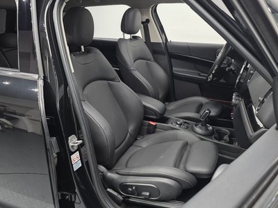 MINI COUNTRYMAN - 10