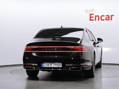 صورة 4 لـ 2022 Genesis G90 (RS4)