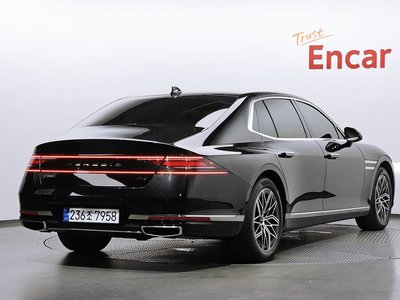 صورة 3 لـ 2022 Genesis G90 (RS4)