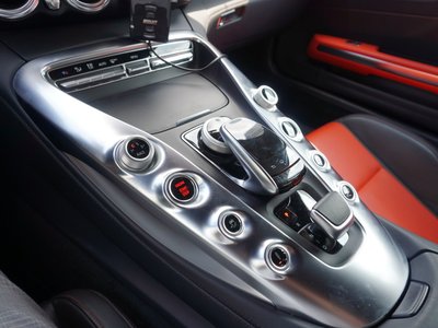 صورة 5 لـ 2015 Mercedes-BENZ GT AMG
