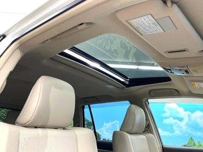 TOYOTA LAND CRUISER PRADO - 6