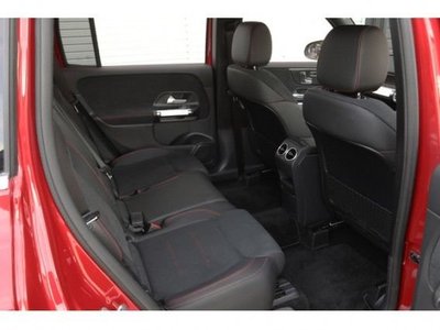 MERCEDES-BENZ GLB - 9