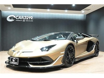 LAMBORGHINI AVENTADOR ROADSTER