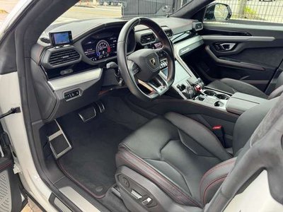 LAMBORGHINI URUS - 7