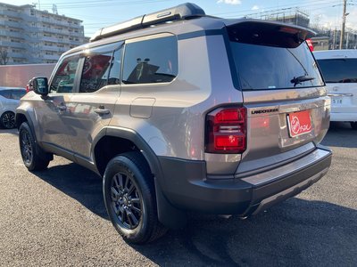 TOYOTA LAND CRUISER 250 - 9