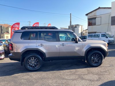 TOYOTA LAND CRUISER 250 - 6