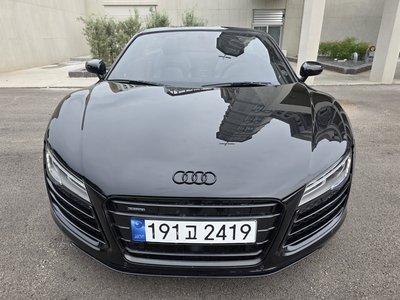 AUDI R8 - 4