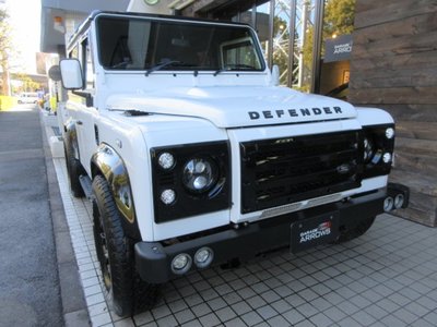 LAND ROVER DEFENDER - 6