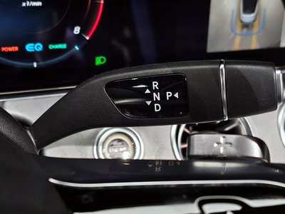 MERCEDES-BENZ E-CLASS - 9