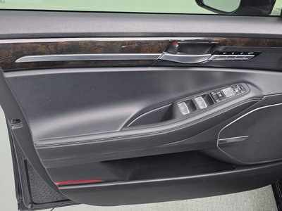 2021 Genesis G90 — миниатюра 14