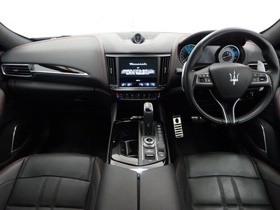 MASERATI LEVANTE - 10