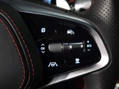 2021 Genesis GV70 — миниатюра 17