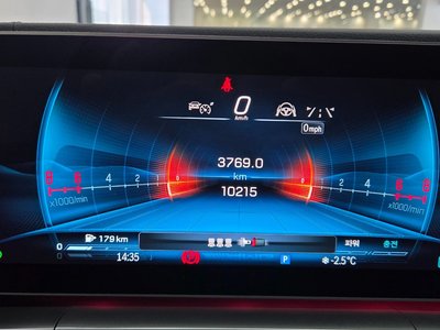 MERCEDES-BENZ GLE - 8