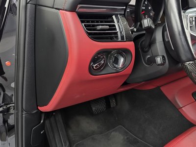 2020 Porsche MACAN 缩略图 18