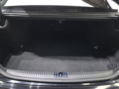 صورة مصغرة 31 لـ 2020 Genesis G90