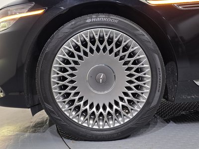 صورة 6 لـ 2020 Genesis G90