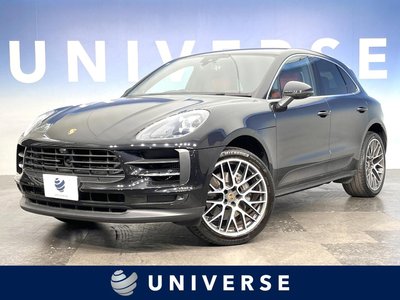 PORSCHE MACAN - 1