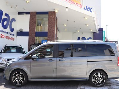 2021 Mercedes-BENZ V-CLASS 缩略图 7