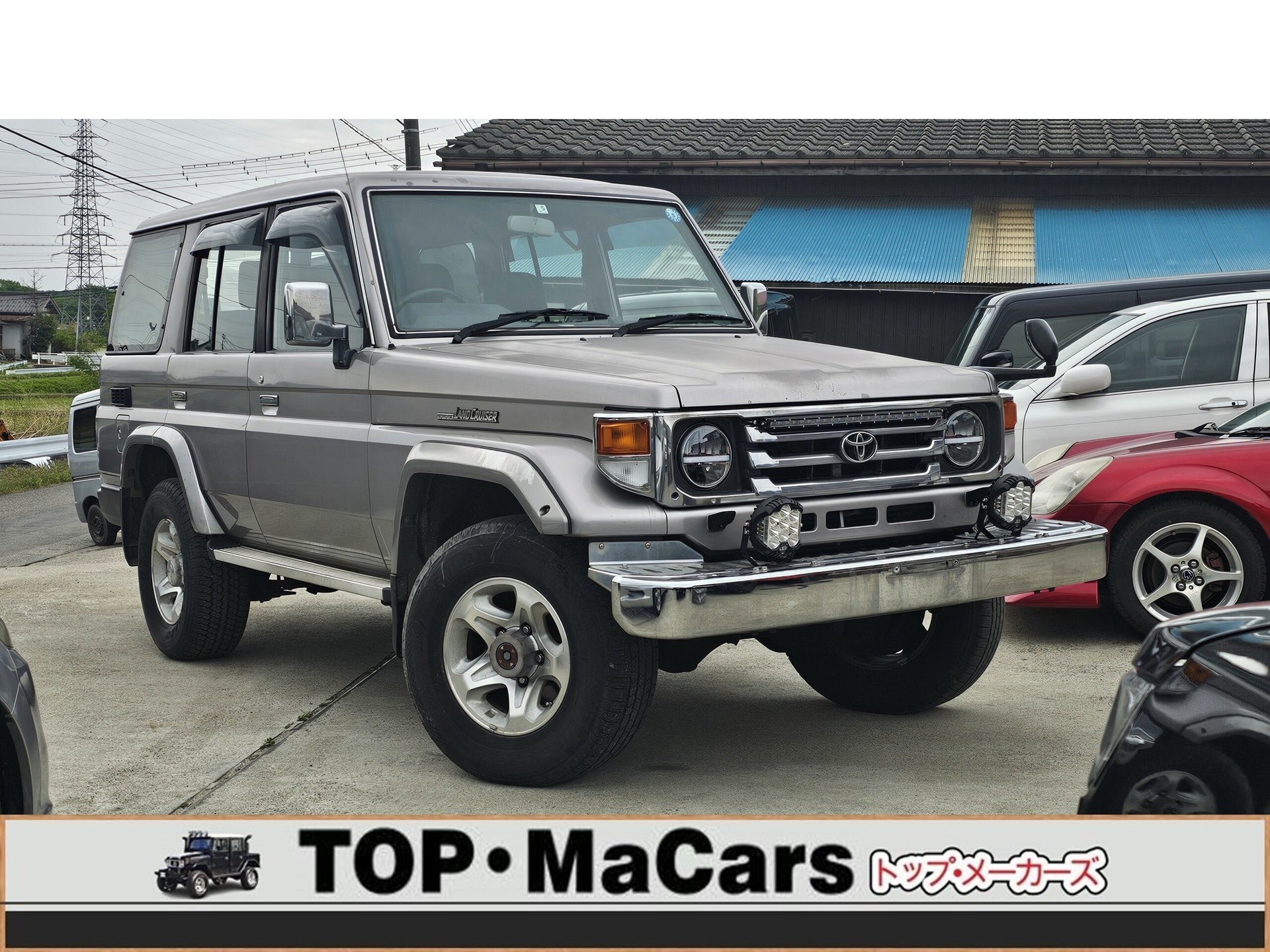 TOYOTA LAND CRUISER 70 - View 1