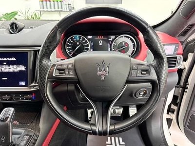 MASERATI LEVANTE - 4