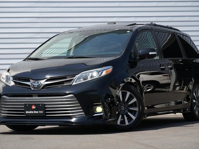 TOYOTA SIENNA - 1