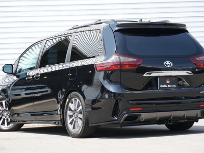TOYOTA SIENNA - 8