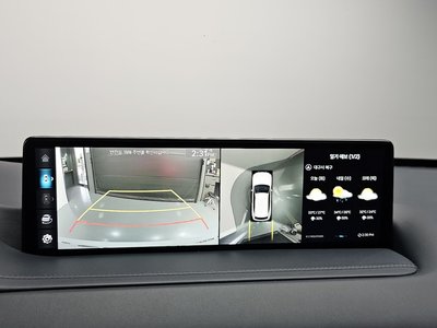 2023 Genesis GV80 thumbnail 16