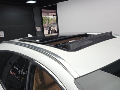 2023 Genesis GV80 thumbnail 19