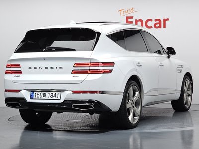 صورة 5 لـ 2023 Genesis GV80