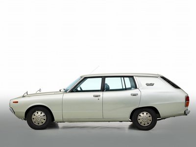 1973 Nissan SKYLINE COUPE 照片 2