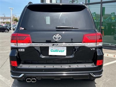 TOYOTA LAND CRUISER - 5