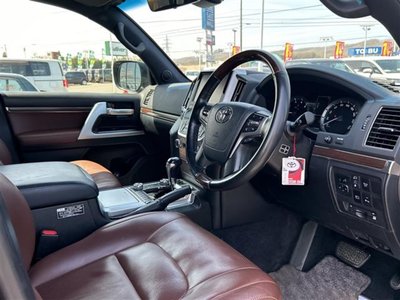 TOYOTA LAND CRUISER - 8