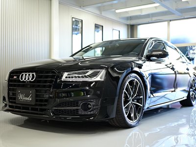 AUDI S8