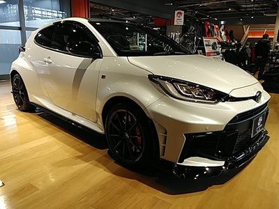 TOYOTA GR YARIS - 7