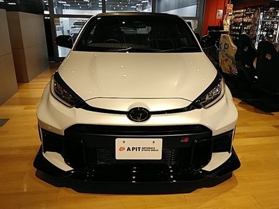 TOYOTA GR YARIS - 4