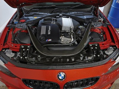 صورة مصغرة 34 لـ 2017 BMW M4 COUPE